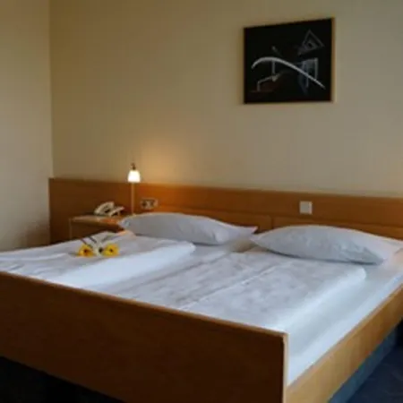 Hotel Gaestehaus Fernblick 2*