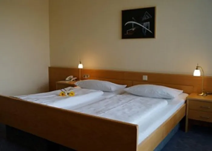 호텔 Gaestehaus Fernblick 2*